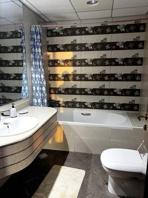 아지만 Luxury Full Sea View Flat 아파트 외부 사진